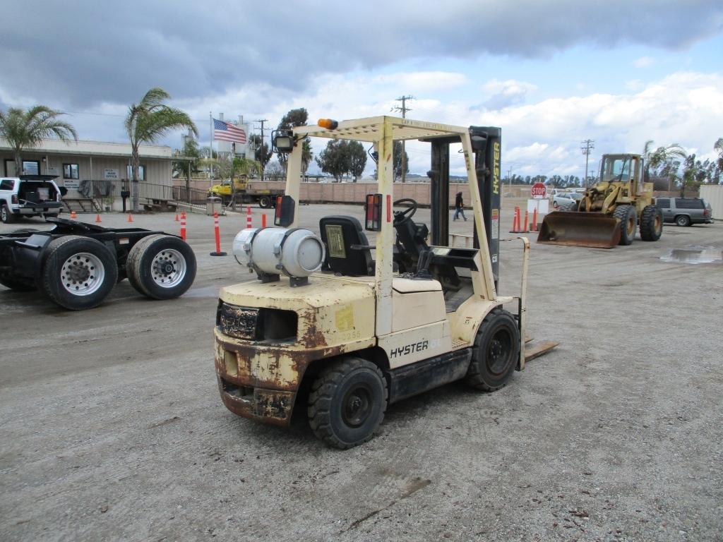 2000 Hyster H60XM Warehouse Forklift,