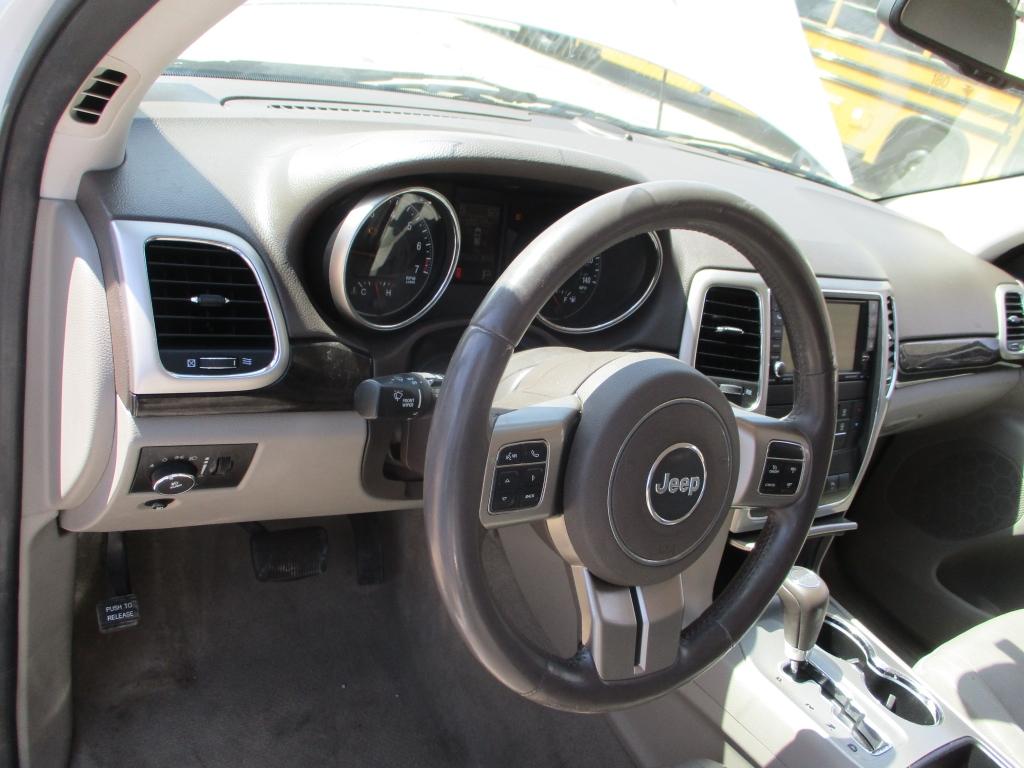 2013 Jeep Grand Cherokee Laredo SUV,