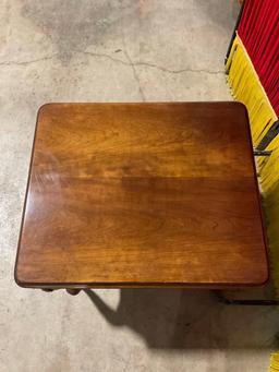 Vintage Drexel Cherry End Table w/ 2 Drawers & Cabriolet Legs. See pics.