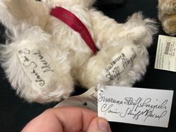 Three Signed Steiff Bears, 3 paws are signed by Susanna, 2x signed by Sara