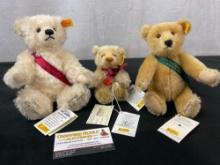 Three Signed Steiff Bears, 3 paws are signed by Susanna, 2x signed by Sara