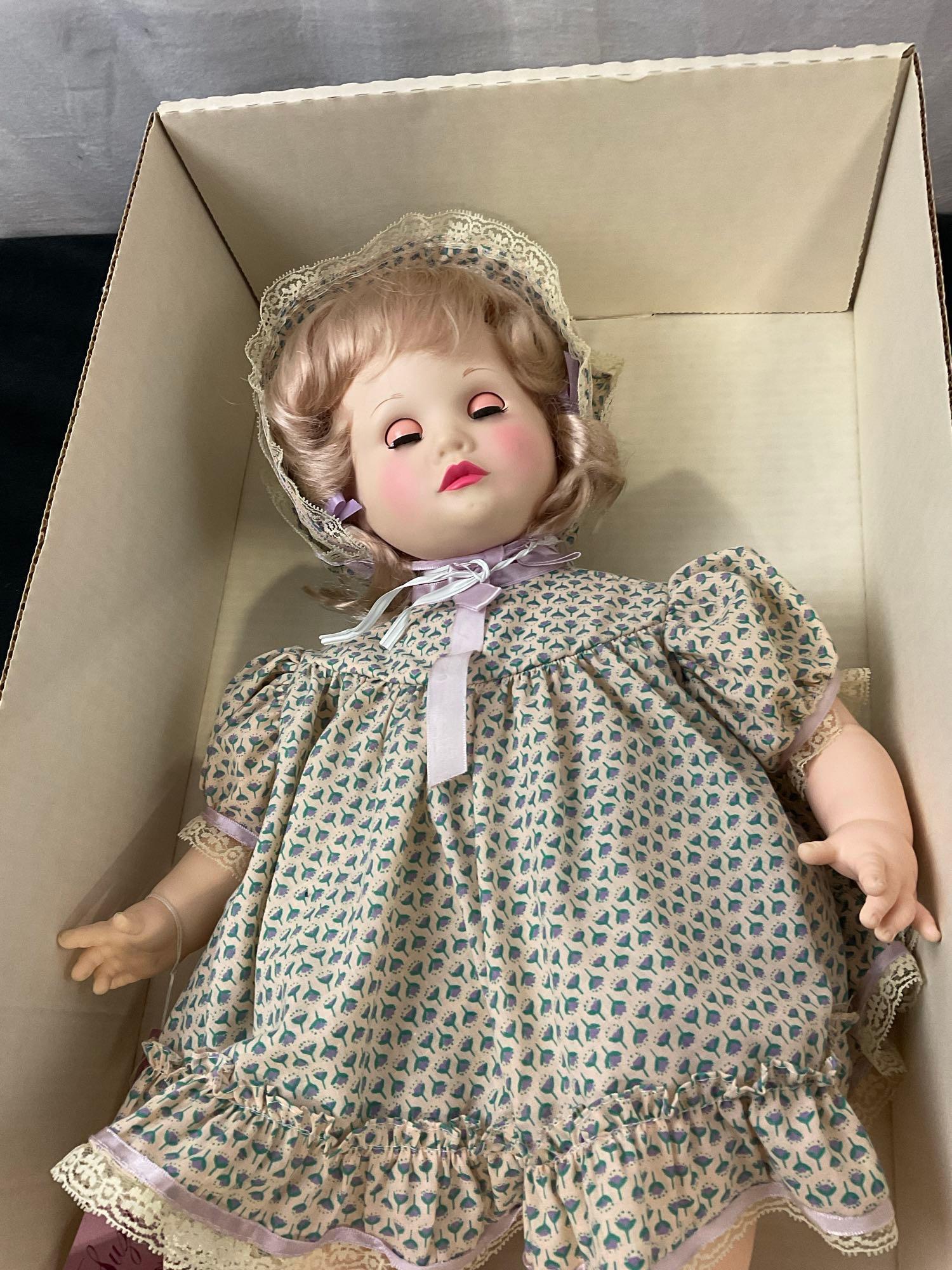 Suzanne Gibson Doll from Reeves Intl. #24844 Lynn
