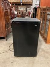 Small Kenmore Standing Refrigerator Model No. 564.9149510. Black. Tested, Working. See pics.