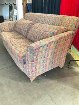 Vibrant multi-color down couch with deeps seats - Good condition - See pics