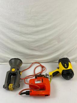 3 pcs Power Hand Tools Assortment. 2 pc Stanley Lights, 1 Black & Decker Jig Saw. See pics.