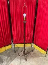 Vintage Standing parlor lamp with curled steel rod design - Tested and working - fair condition