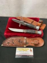 Pair of Vintage Remington Fixed Blade Knives, 1x RH-51 & 1x RH-71 w/ leather sheaths, 1 w/ fine w...