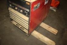 Lincoln Ideal Arc R3R-400 Arc Welder (For Parts)