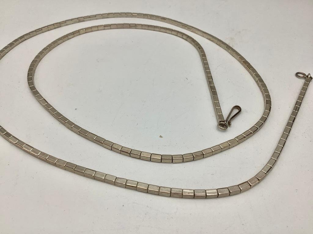 30" Sterling Block Chain (0.88 Ozt Total Weight)