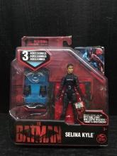 Batman Collector Figure-Selina Kyle-NEW