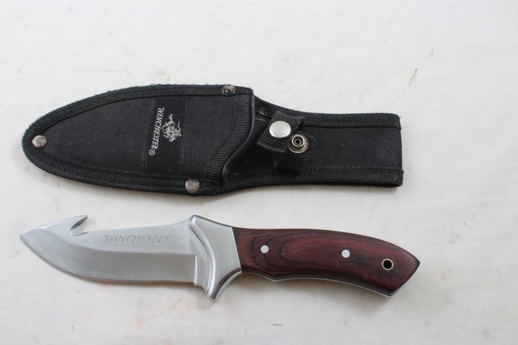 2 Winchester Fixed Blade Knives Model 70 Plus