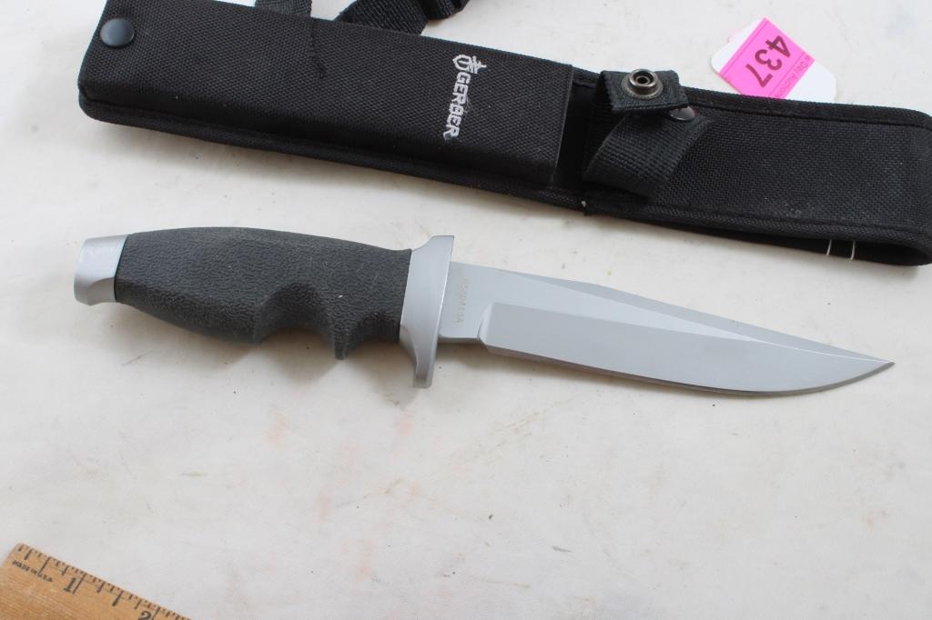 Gerber Steadfast Fixed Blade Knife w/Sheath