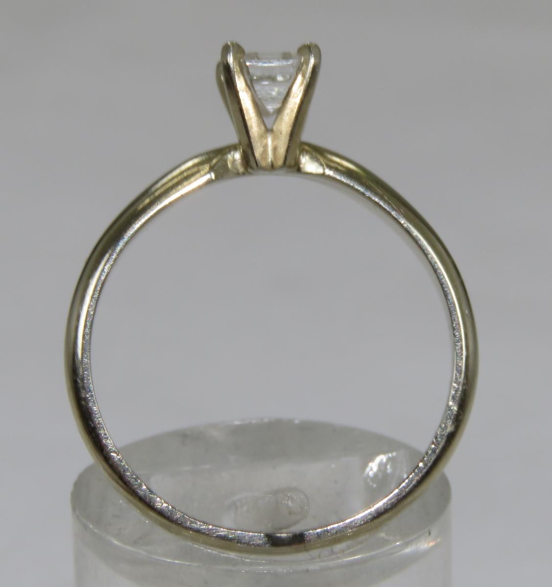 14kt White Gold Emerald Cut Diamond Ring