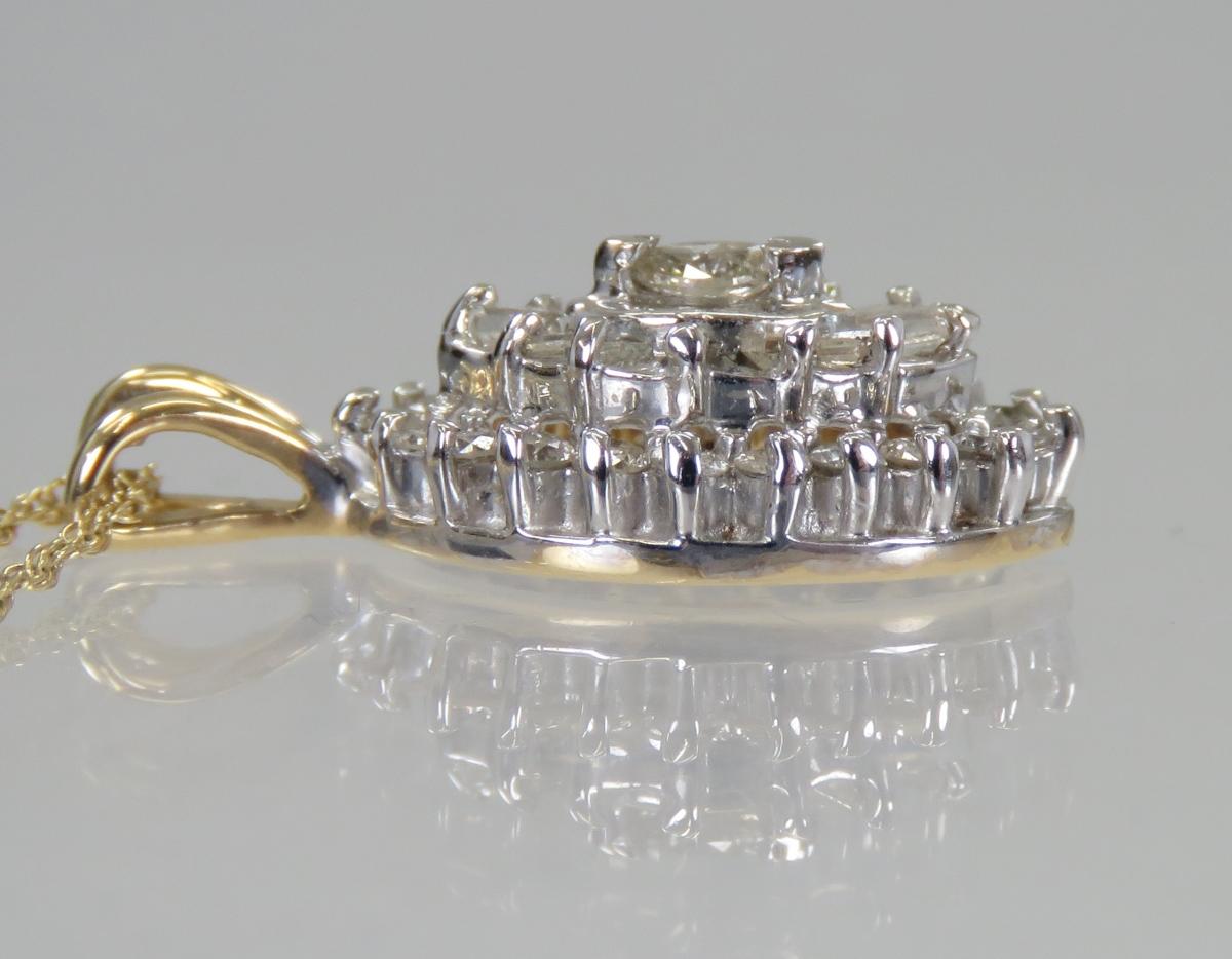 14kt Yellow Gold Necklace & Diamond Pendant