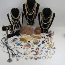Vintage Fashion Rings, Faux Pearls & Jewelry