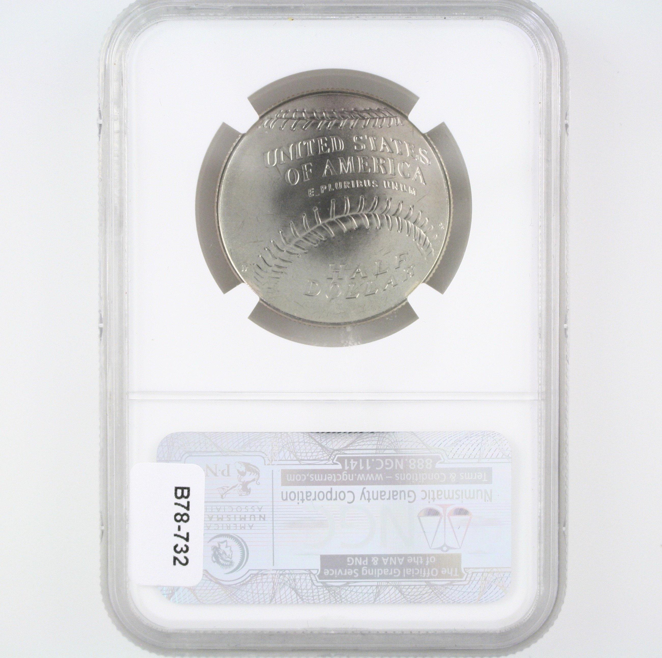Certified 2014-D U.S. Dave Winfield Baseball Hall of Fame commemorative half dollar