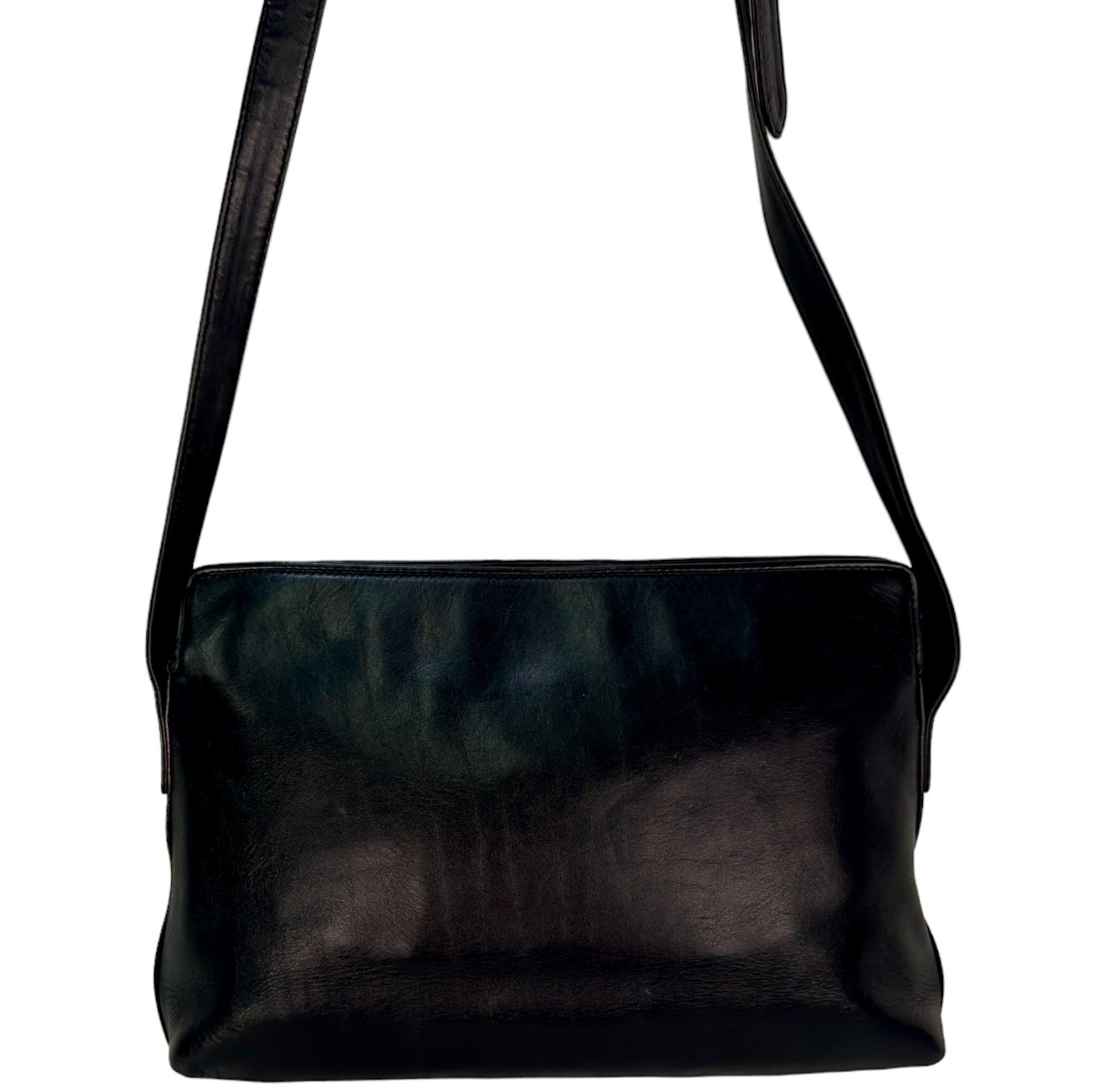 Authentic estate Fendi Rainbow Stitch Black leather Crossbody bag