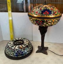 Stained Glass Lamp w/Extra Shade