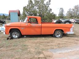 1965 Dodge D200 Pickup / 3-Speed Manual with 440 V8