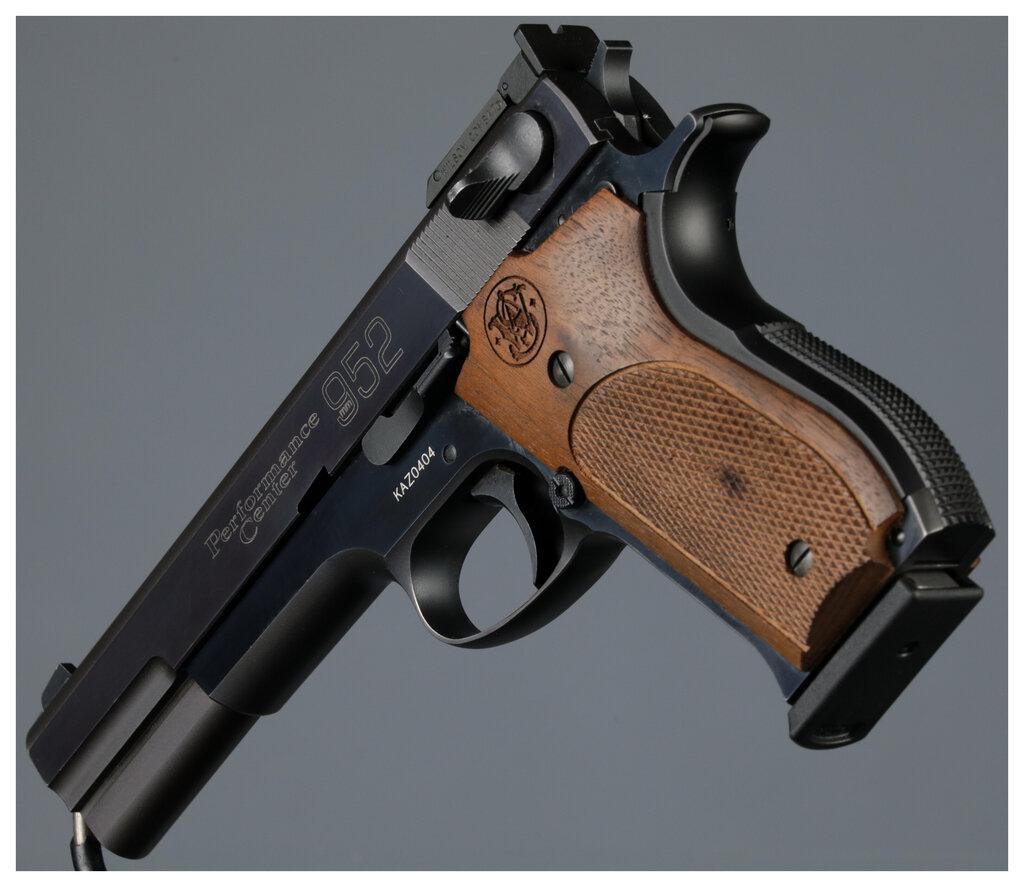 Smith & Wesson Performance Center Model 952-1 Pistol