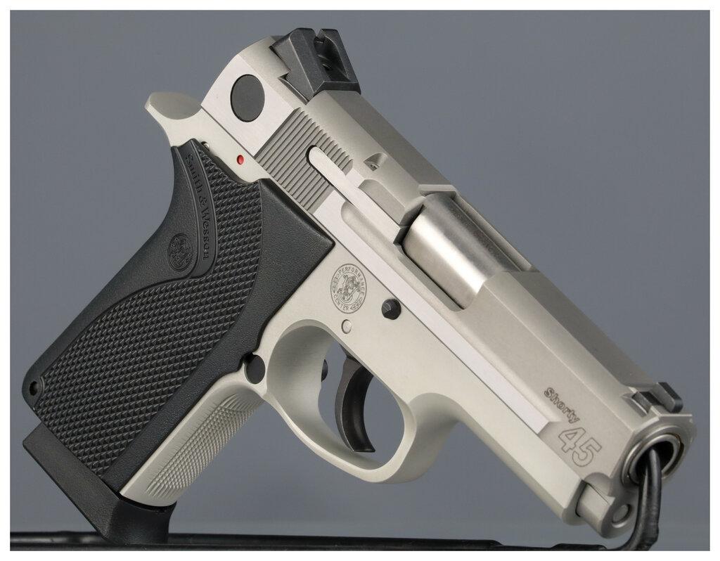 Smith & Wesson Performance Center Model 4513 Shorty .45 Pistol