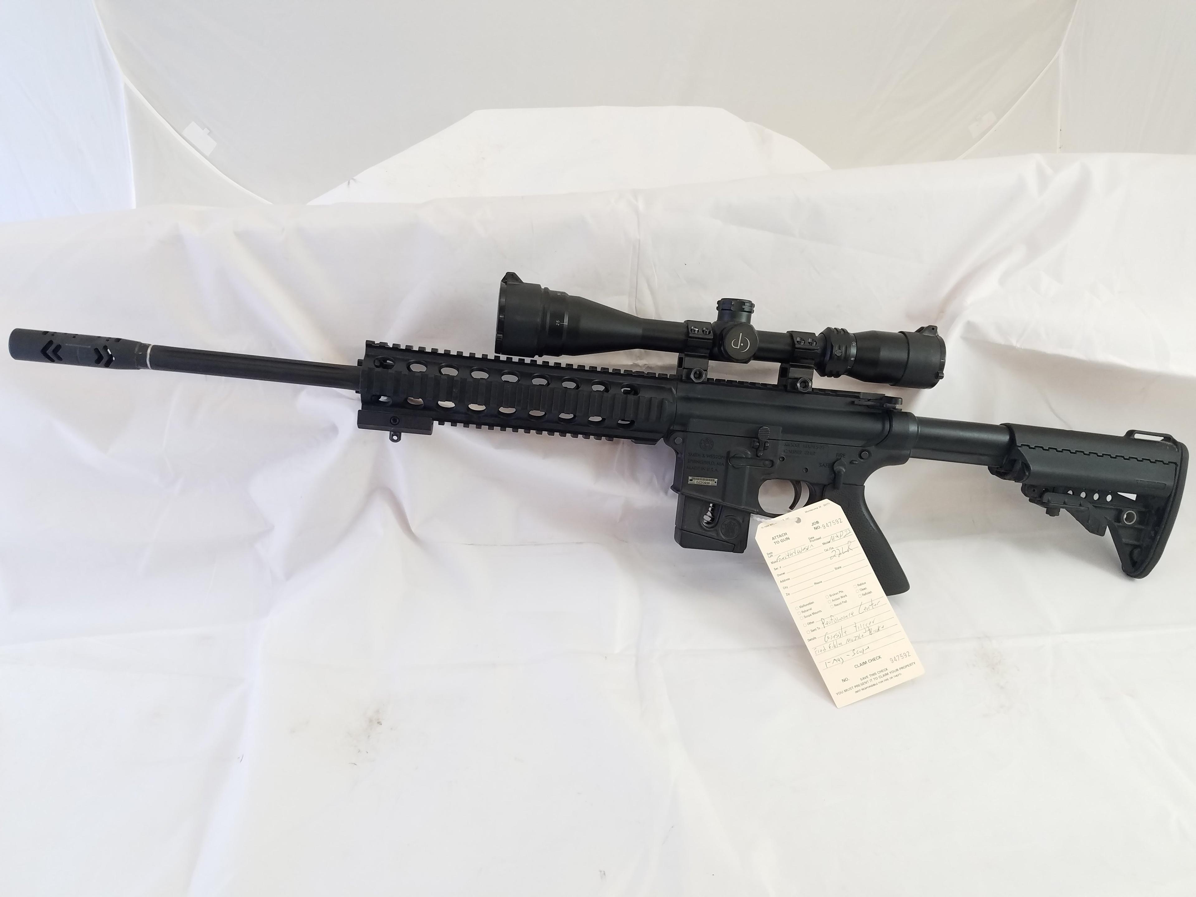 Smith & Wesson AR15 Perf Center Model M4P22 22LR s/nD220934