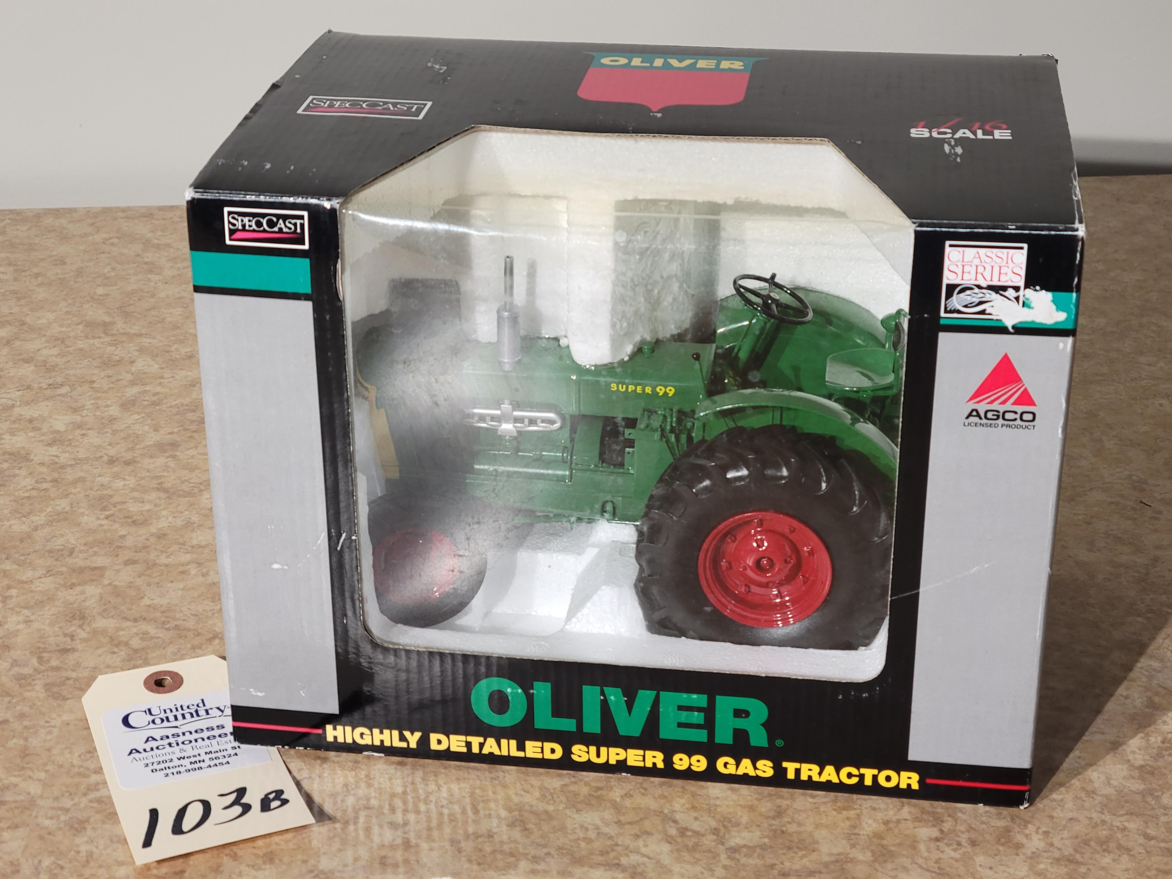 Spec Cast Classic Series Oliver Super 99 Gas Tractor 1/16 Die Cast (NIB)