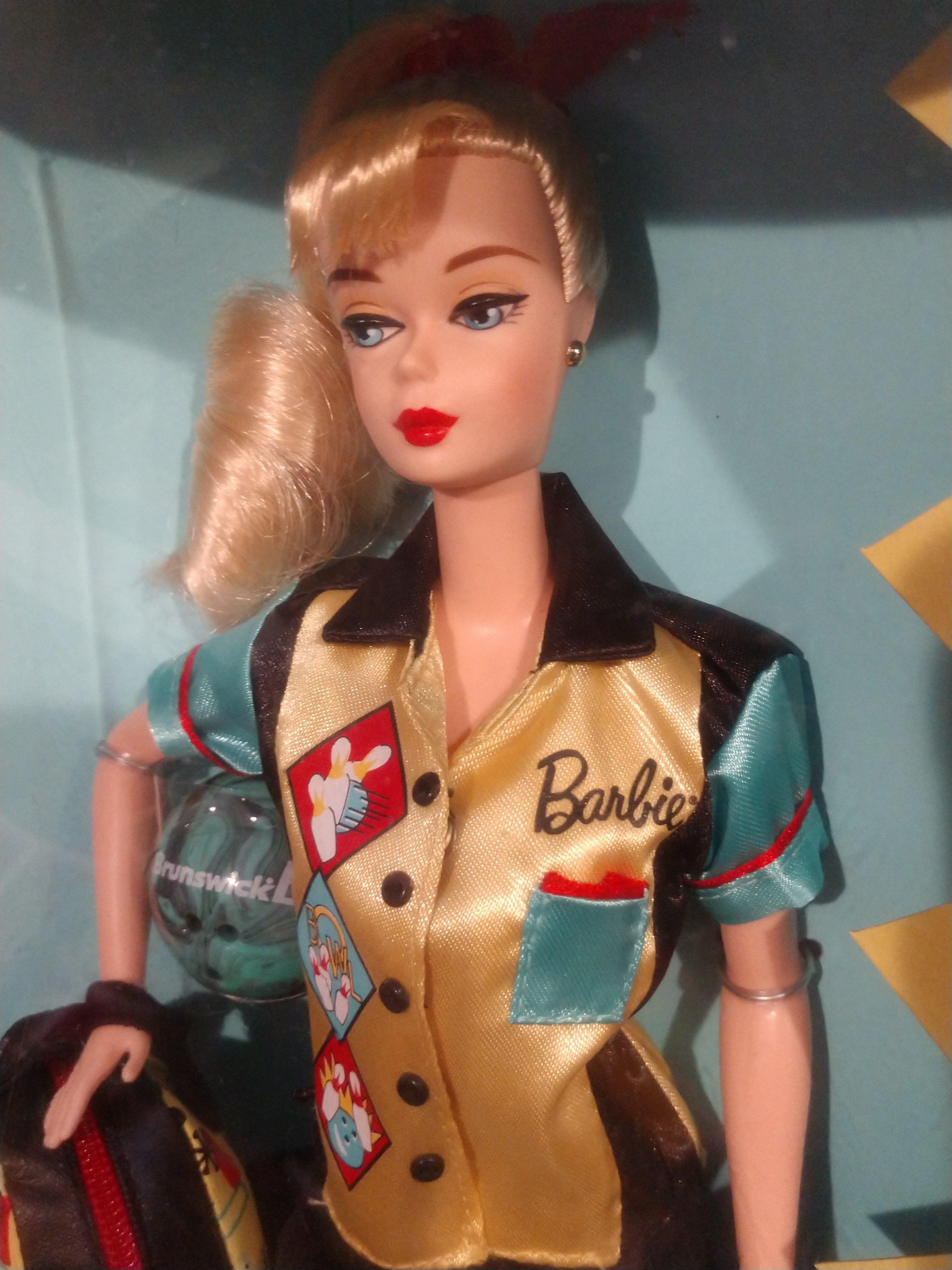 Nib! Collector Edition 1999 Bowling Champ Barbie W/ Accessories!
