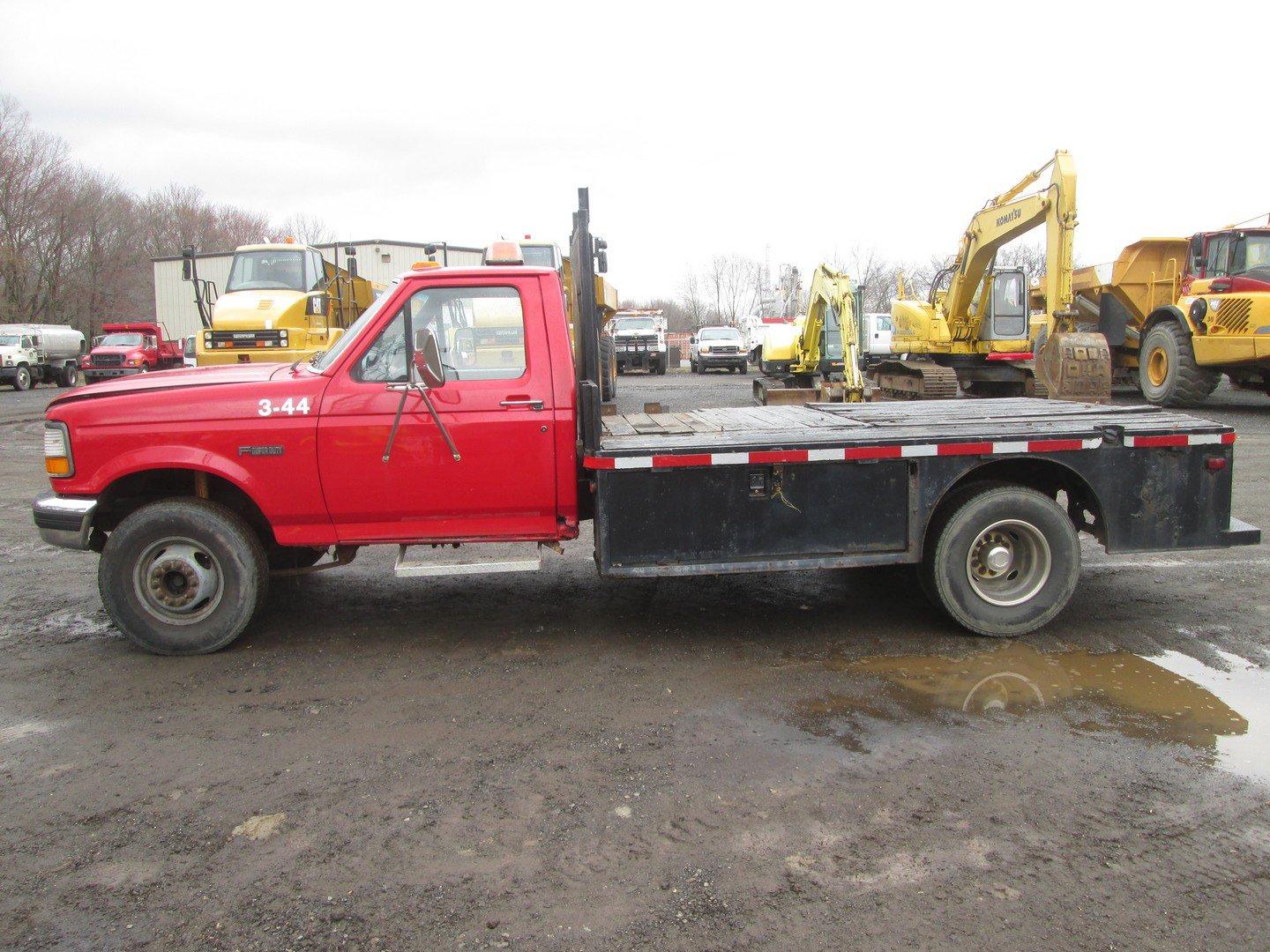 1996 Ford F Super Duty Flatbed Truck