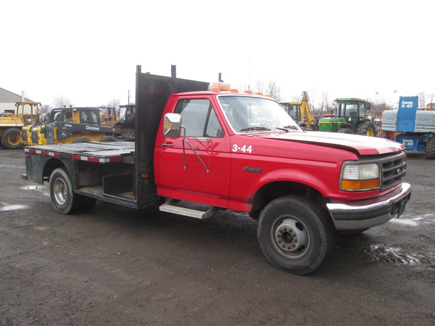 1996 Ford F Super Duty Flatbed Truck