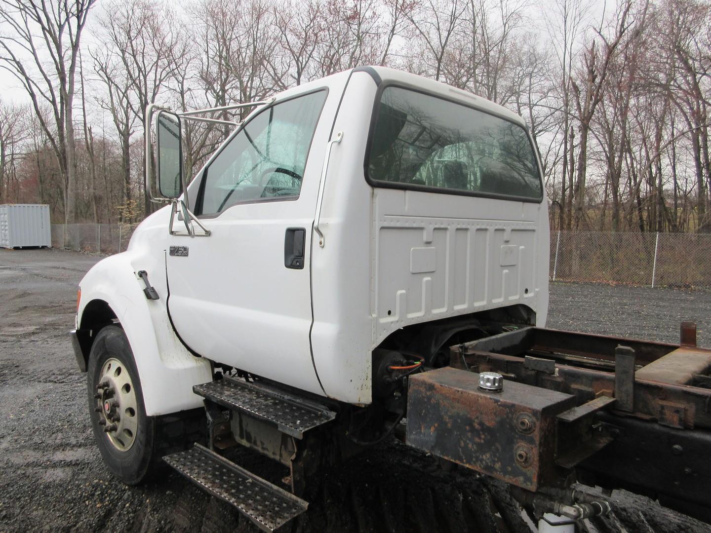 2007 Ford F-750 XLT S/A Dump Truck