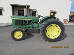 John Deere 1020 AG Tractor