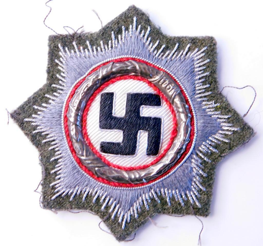 German WWII Army German Cross in Silver in Cloth
