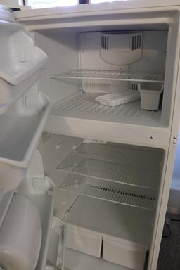 Frigidaire refrigerator/freezer LFHT1713LW3, mfg. date 2011