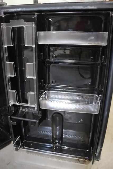 Sanyo SR-4912M dorm refrigerator