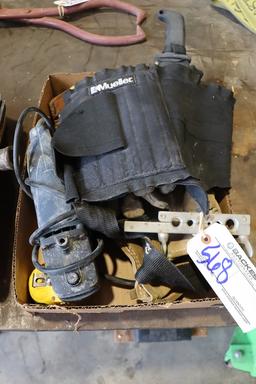 Box to go - Tool belt, machete, hand grinder