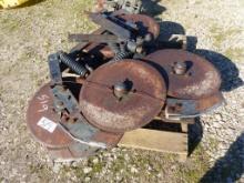 6 YETTER COULTERS W/ FERTILIZER KNIVES