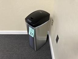 SIMPLI-MAGIC STAINLESS STEEL AUTOMATIC TRASH CAN