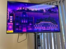 HISENSE 32 INCH LCD TV WITH WALL MOUNT AND REMOTE
