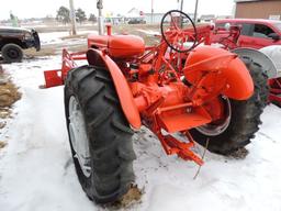WD Allis Chalmers w/trip bucket loader narrow front 13.6-28 tires, like new