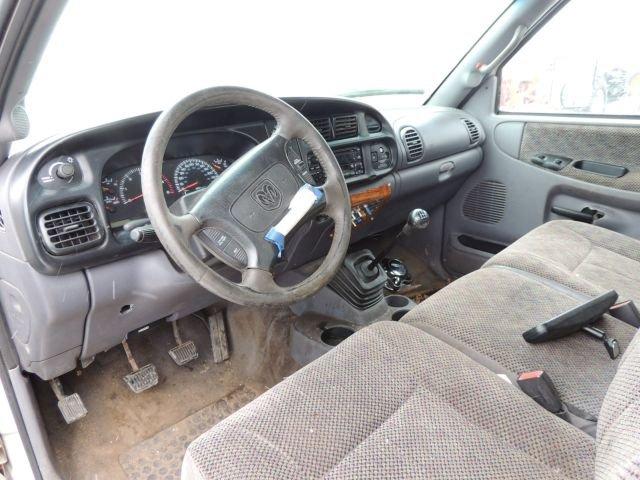 1998 Dodge Truck V10 engine, 5 speed manual transmission, 2 wheel drive, wi