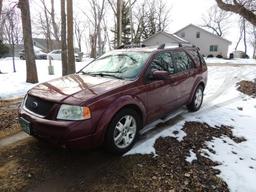 2005 Ford Freestyle, Vin:1FMDK06165GA65893, starts, titled, may need new ba