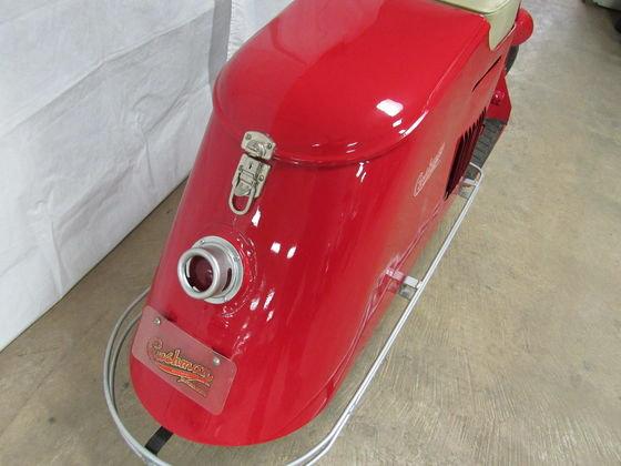 Excellent 1946 Cushman "52" Step-through Scooter/ Motorcycle