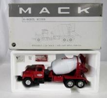 First Gear 1/34 Mack R-Model Cement Mixer "Tonka" MIB