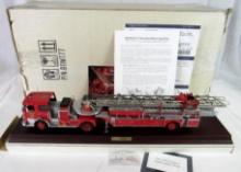 Franklin Mint 1:32 Scale Diecast 1965 Seagrave Ladder Truck Fire Engine MIB