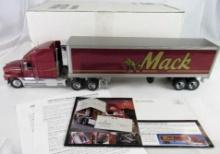 Franklin Mint 1993 MACK Elite CL 613 Tractor Trailer Semi Truck 1:32 in Original Box
