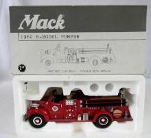 First Gear 1:34 Texaco 1960 Mack B-Model Fire Pumper Truck