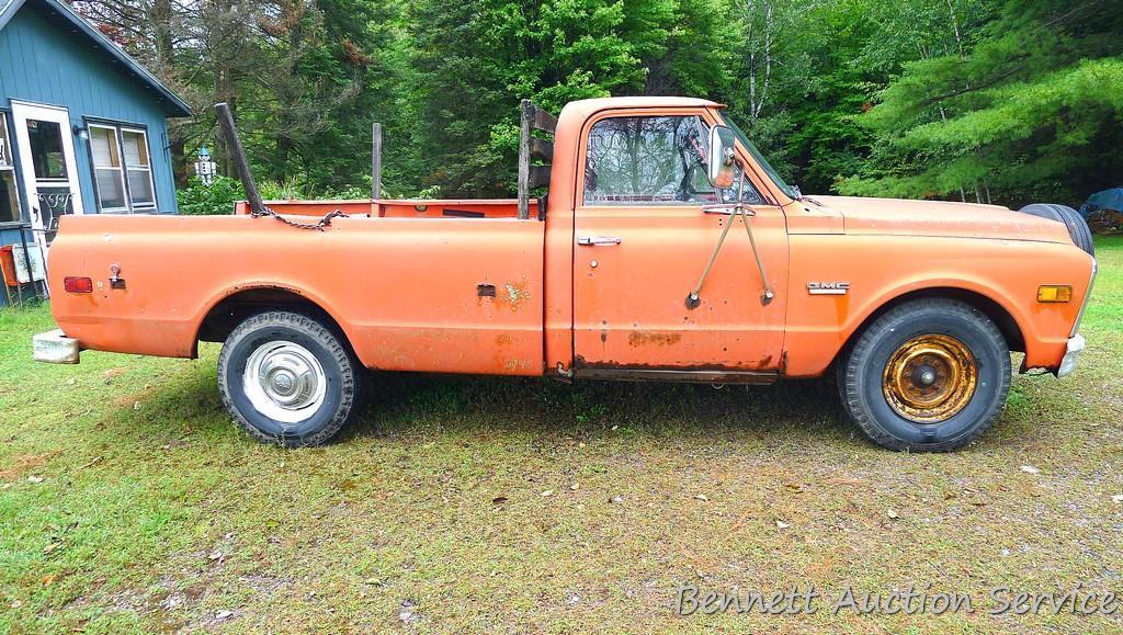 1972 GMC 3/4 ton pickup truck. Runs, drives. Brakes are OK. 350 V8 engine with a 4 speed manual