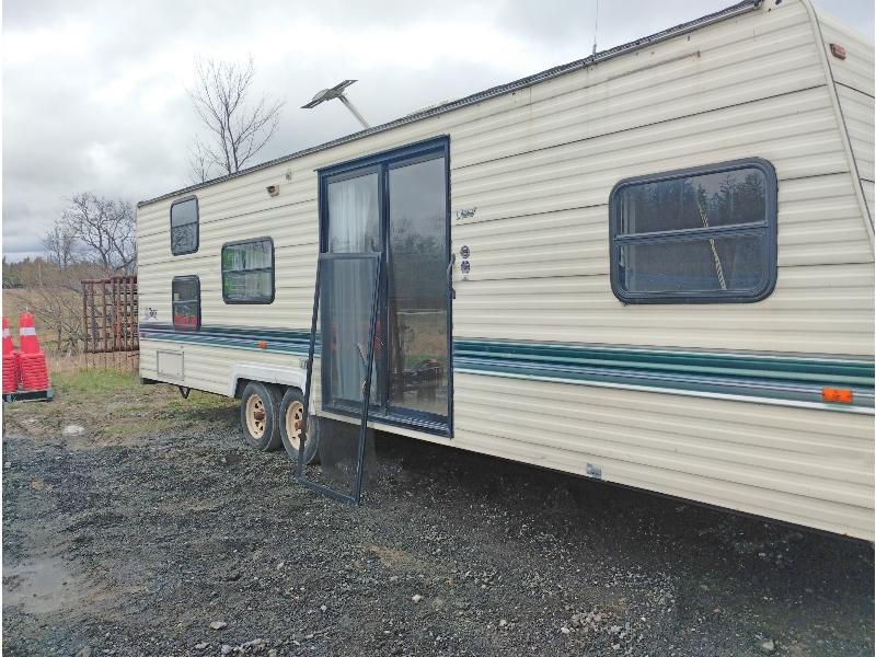 Terry 25' Bumper Pull Camper - No Ownership