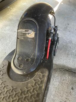 Untested Hurtle Hures18-M5 8.5 foldable electric scooter